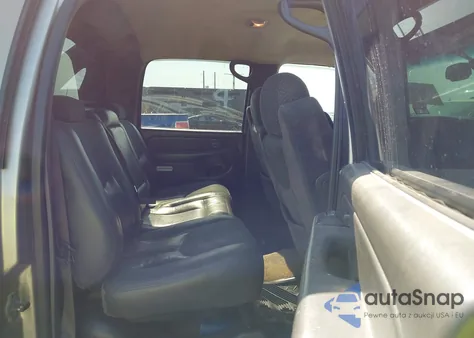 2003 Chevrolet Avalanche 1500 из США, поврежденный, VIN 3GNEC13T83G244740